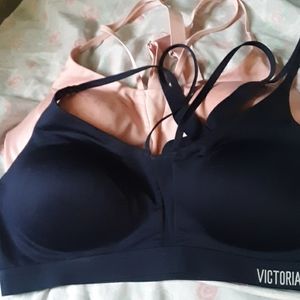 Nwt 36 b Victoria's secret sports bras